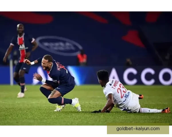 Lautaro欧冠小组赛表现出色，带领球队强势晋级淘汰赛