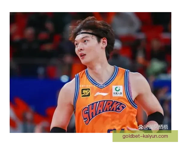 贝蒂斯华丽逆转，精彩比赛瞬间表现亮眼，球迷热议不断