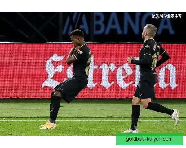 西甲积分榜中游挣扎球队表现分析与未来走势预测