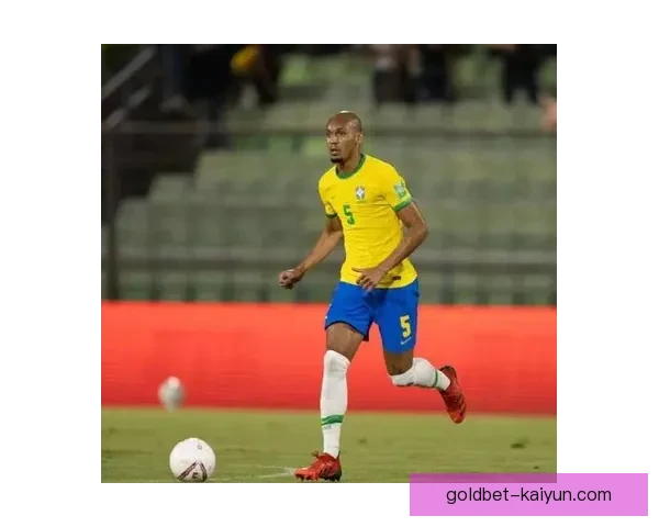 法比尼奥在本赛季球队中的全面贡献持续提升，成为中场核心。